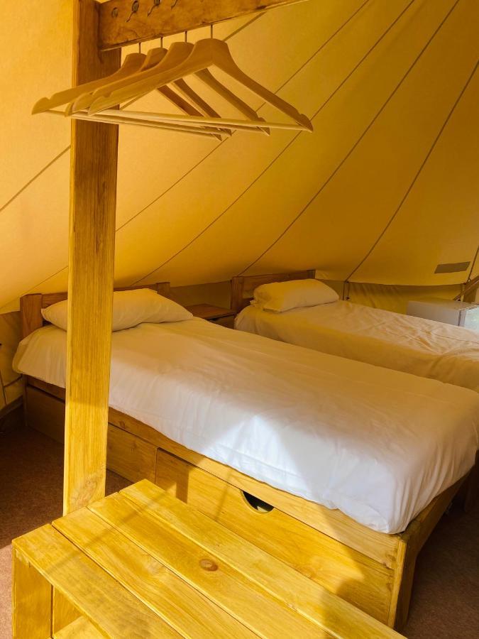 Camping Oliana Luaran gambar