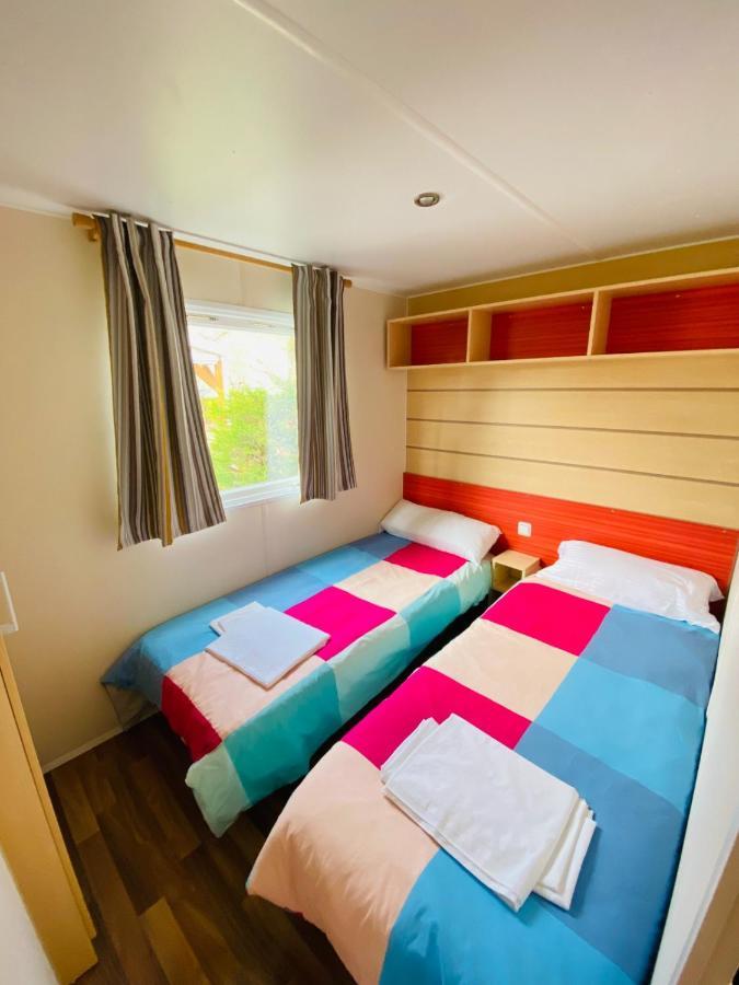 Camping Oliana Luaran gambar
