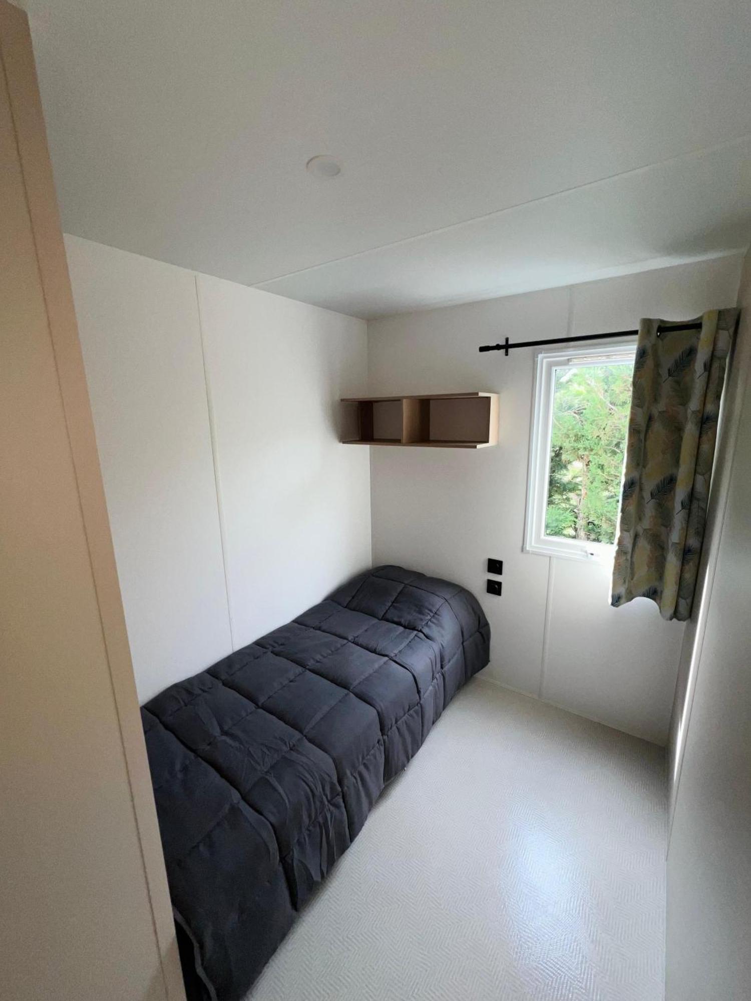 Camping Oliana Luaran gambar