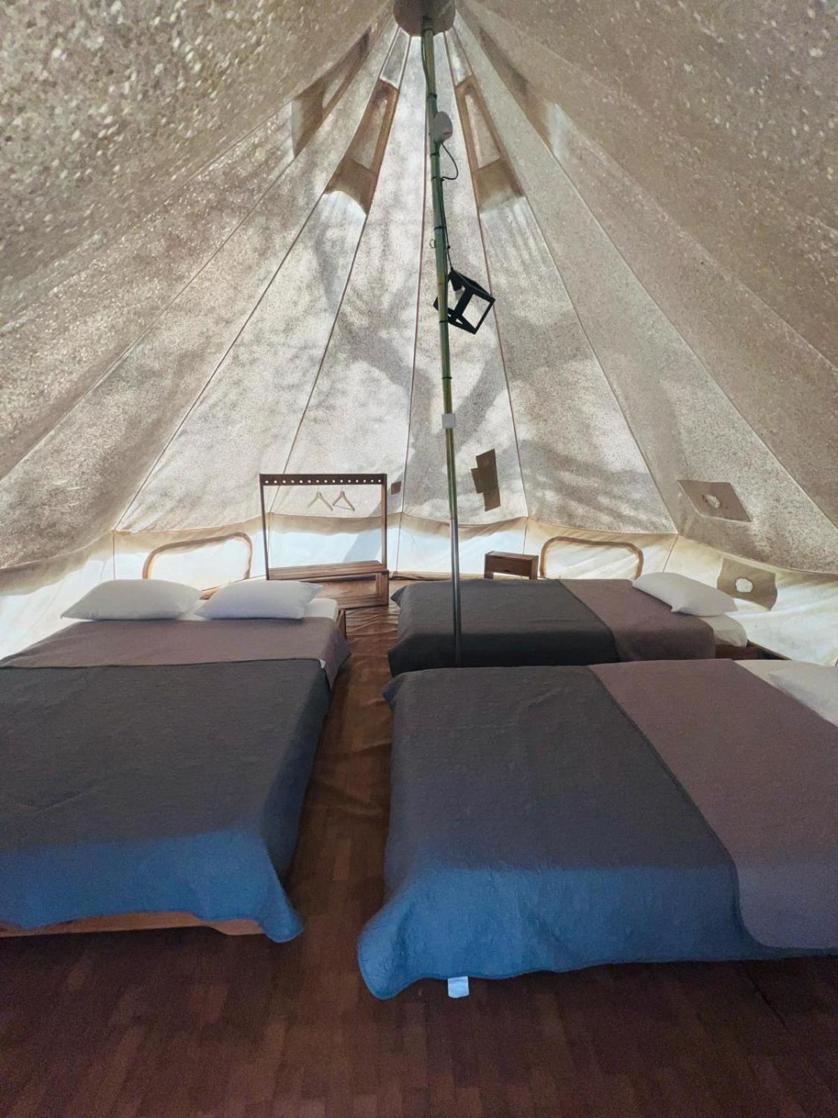 Camping Oliana Luaran gambar